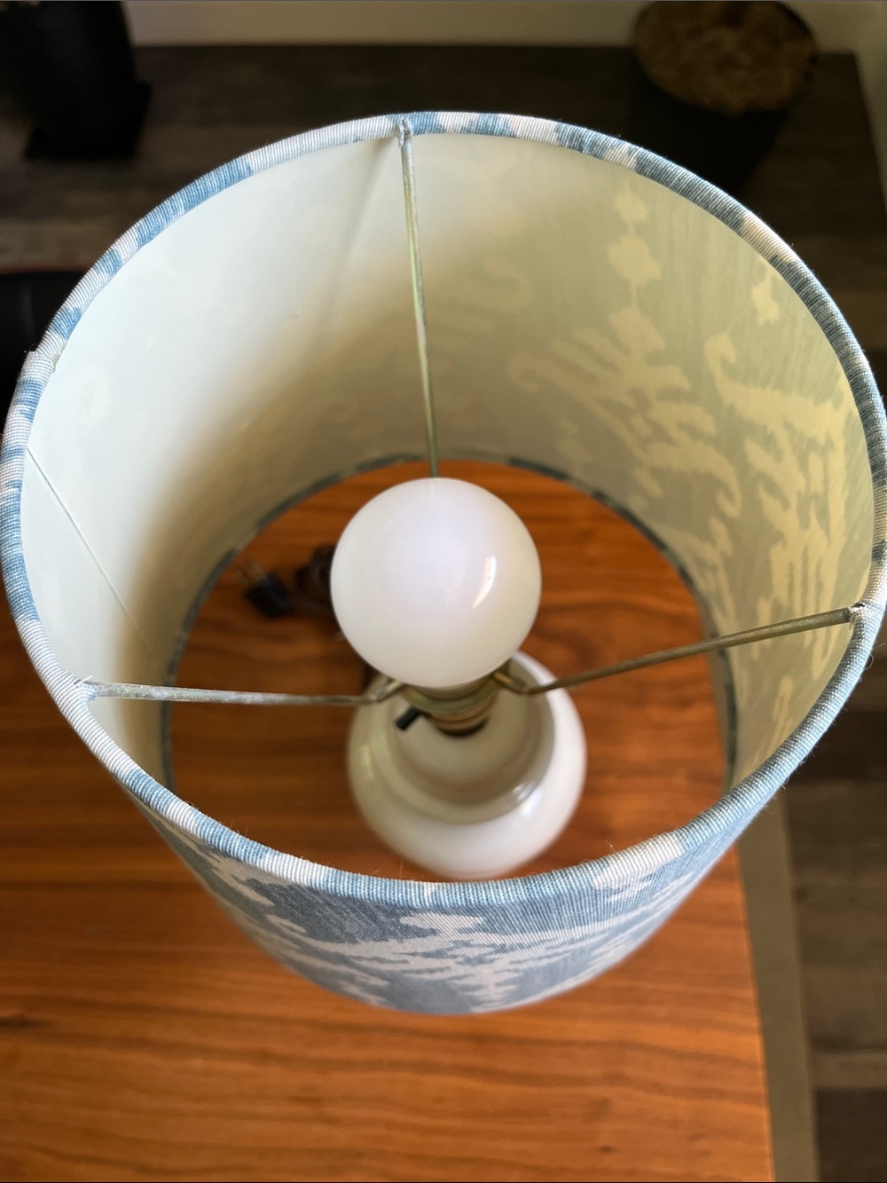 White Lamp - Blue Shade - Picture 3 of 5